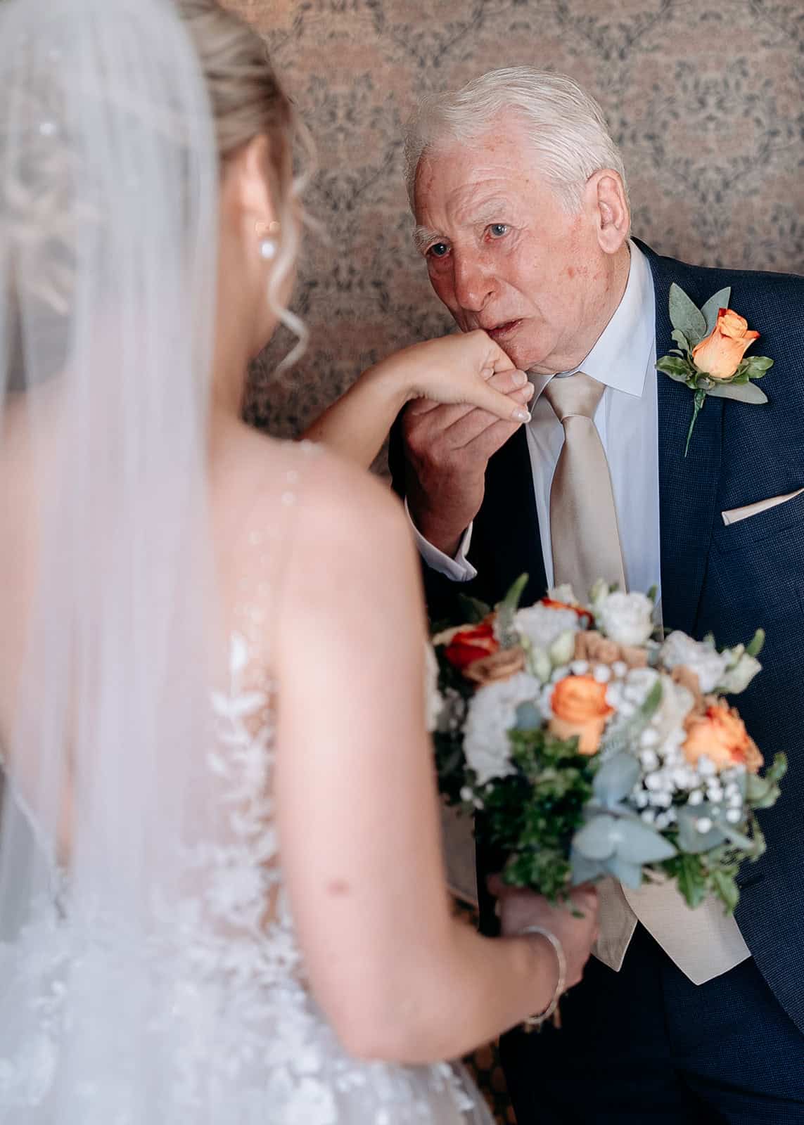 FATHER BRIDE REVEAL photography West Midlands wedding