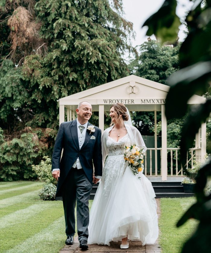 The Wroxeter Hotel - wedding photographer, outdoor couple portraits