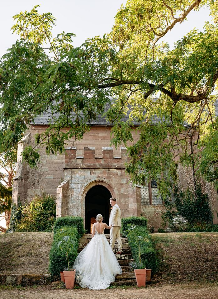 grafton-manor-wedding-couple-photos