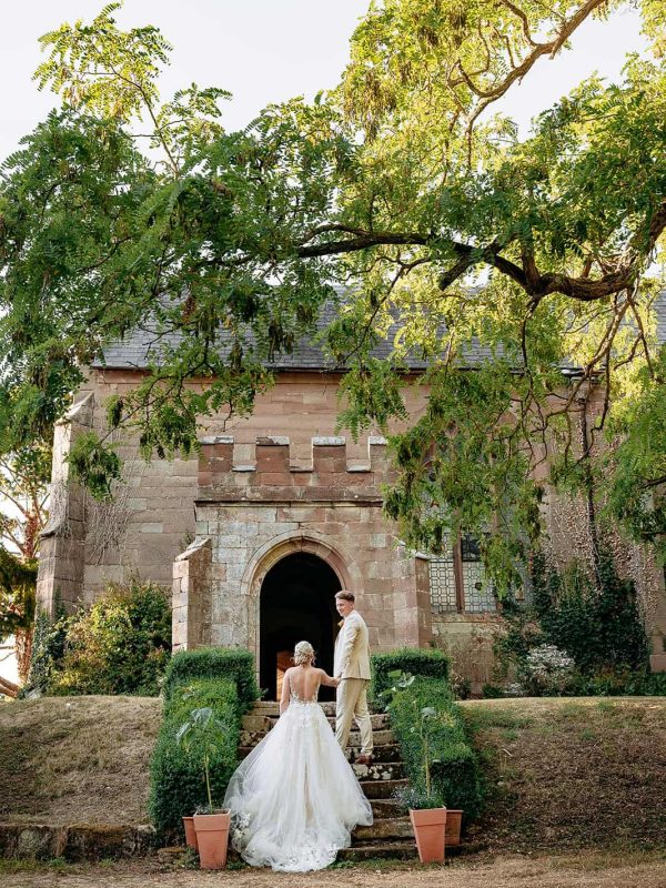 grafton-manor-wedding-couple-photos