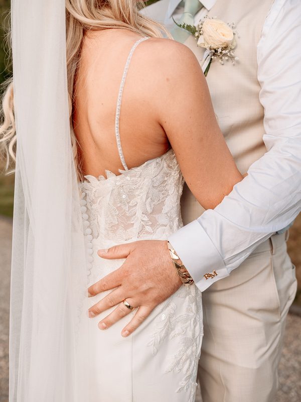 manor hill house sunset couple